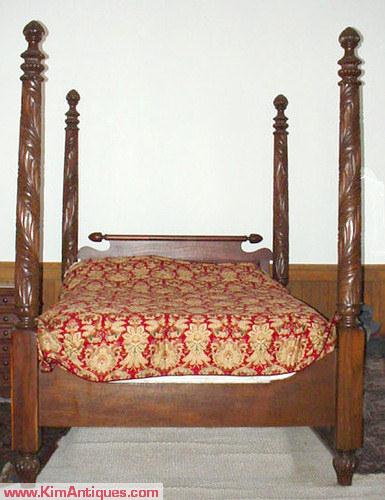 Victorian, Acanthus Carve Post Mahogany Bed