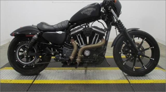 2016 Harley-Davidson Sportster Iron XL883N