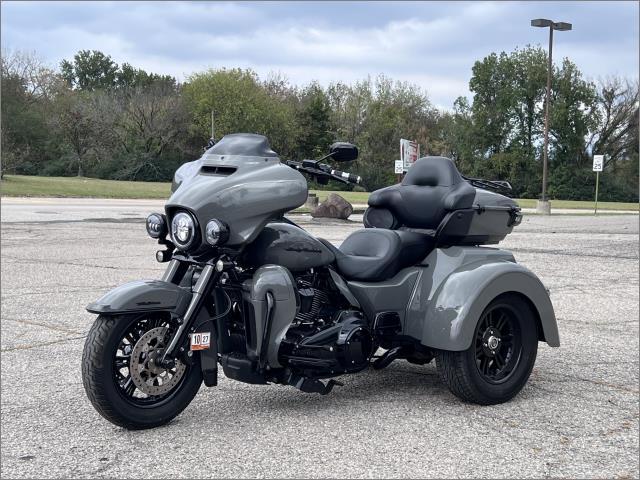 2019 Harley-Davidson Trike Tri Glide Ultra FLHTCUTG